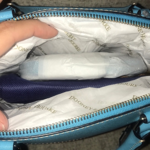 Dooney and bourke leather light blue Cartier - Picture 6 of 6